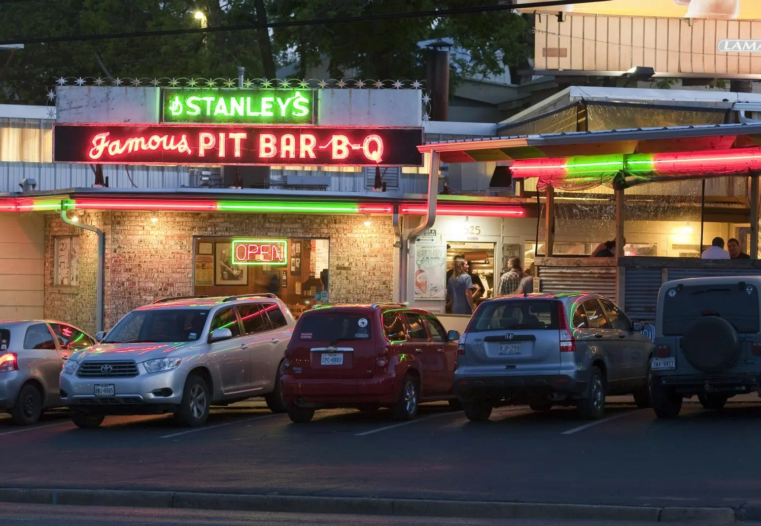 Stanley's Famous Pit Bar-B-Q near Logan's Way RV Park