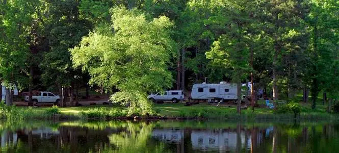 Tyler State Park near Logan's Way RV Park