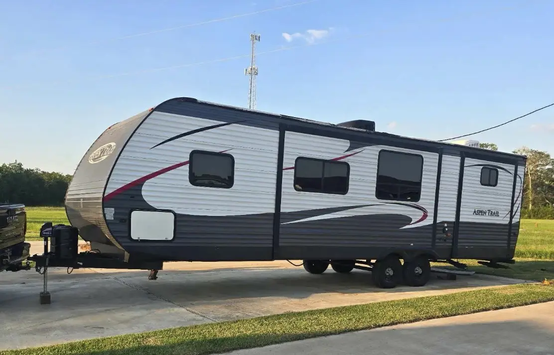 Spacious RV site at Logan's Way RV Park